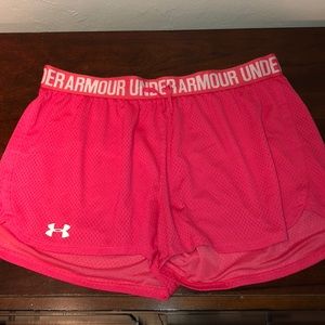 💕Under armour shorts💕
